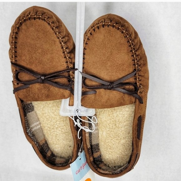 NWT "Cat & Jack" boys Lionel Moccasin Slippers - Picture 1 of 8